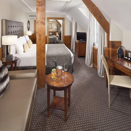 Meliá Vendôme Hotel 4*