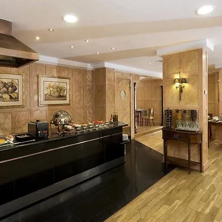 Szálloda Melia Vendome 4*