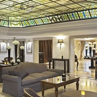 ホテル Melia Vendome 4*
