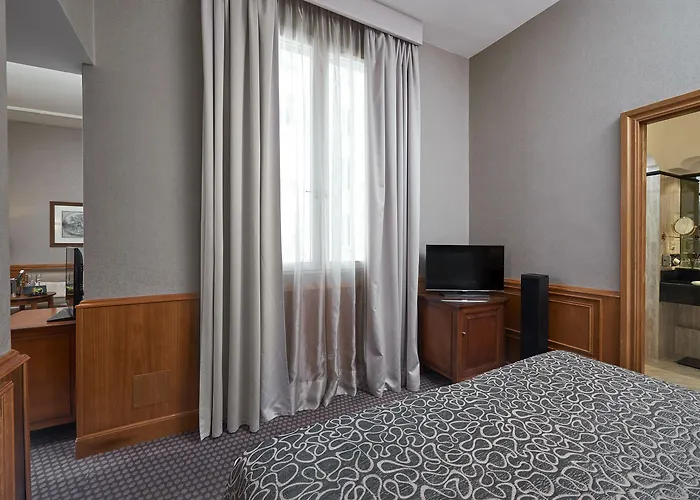 Meliá Vendôme Hotel 4*