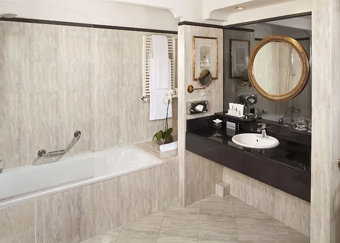 Meliá Vendôme Hotel 4*